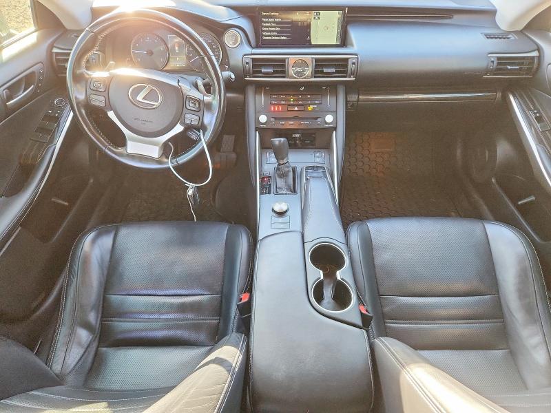 صورة رقم 8 من المزاد - 2017 LEXUS IS مع VIN JTHCE1D25H5013971