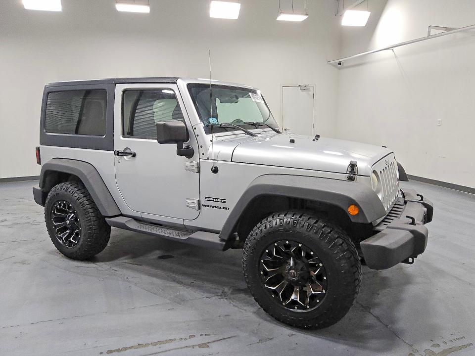 Снимка 4 от търг – 2011 JEEP WRANGLER с VIN 1J4GA2D17BL636517
