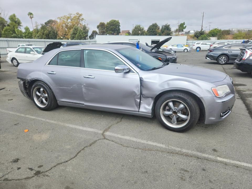 Zdjęcie 4 z aukcji – 2013 CHRYSLER 300C z VIN 2C3CCAEG8DH620777