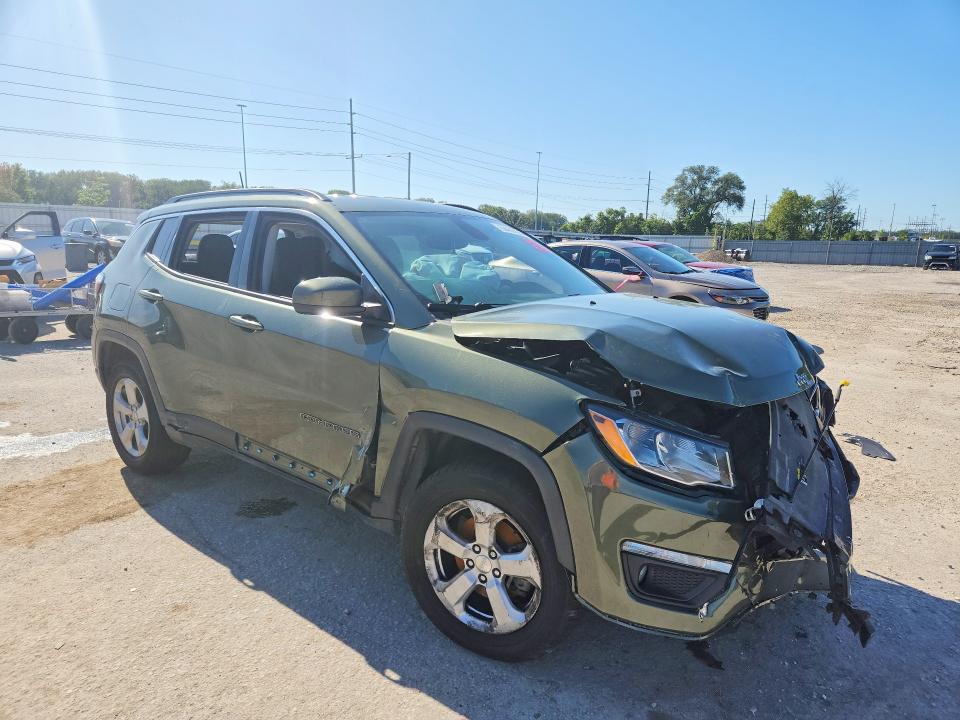 Photo 4 from auction – 2020 JEEP COMPASS with VIN 3C4NJDBB2LT124237