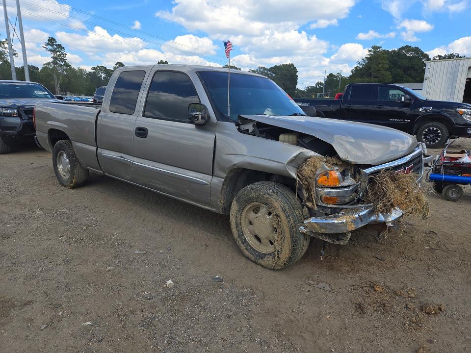 Снимка 4 от търг – 2003 GMC NEW SIERRA с VIN 2GTEC19V531361718