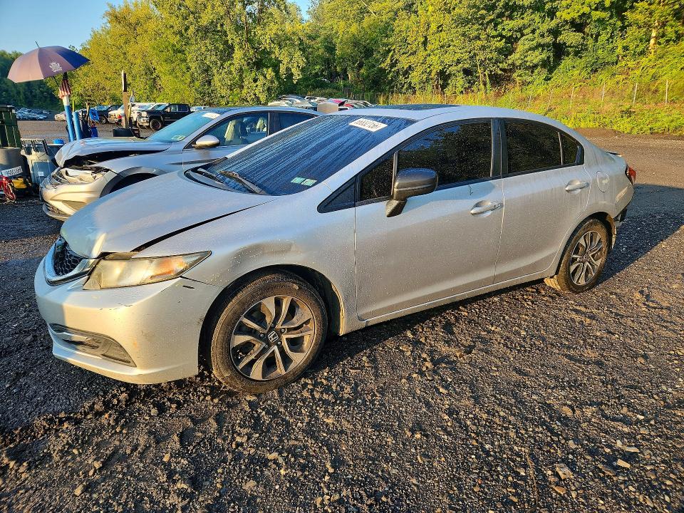 HONDA CIVIC 2014 with VIN 19XFB2F8XEE233895 - Photo from auction