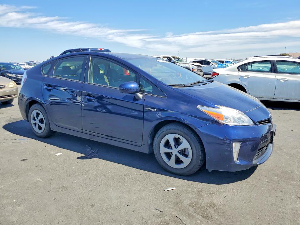 Photo 4 from auction – 2012 TOYOTA PRIUS with VIN JTDKN3DU3C1512696