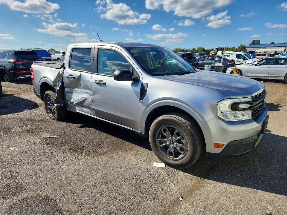 Photo 4 from auction – 2022 FORD MAVERICK with VIN 3FTTW8E30NRA08569