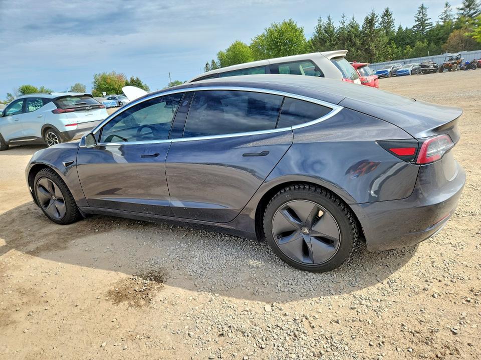 Zdjęcie 2 z aukcji – 2018 TESLA MODEL 3 z VIN 5YJ3E1EA6JF025770