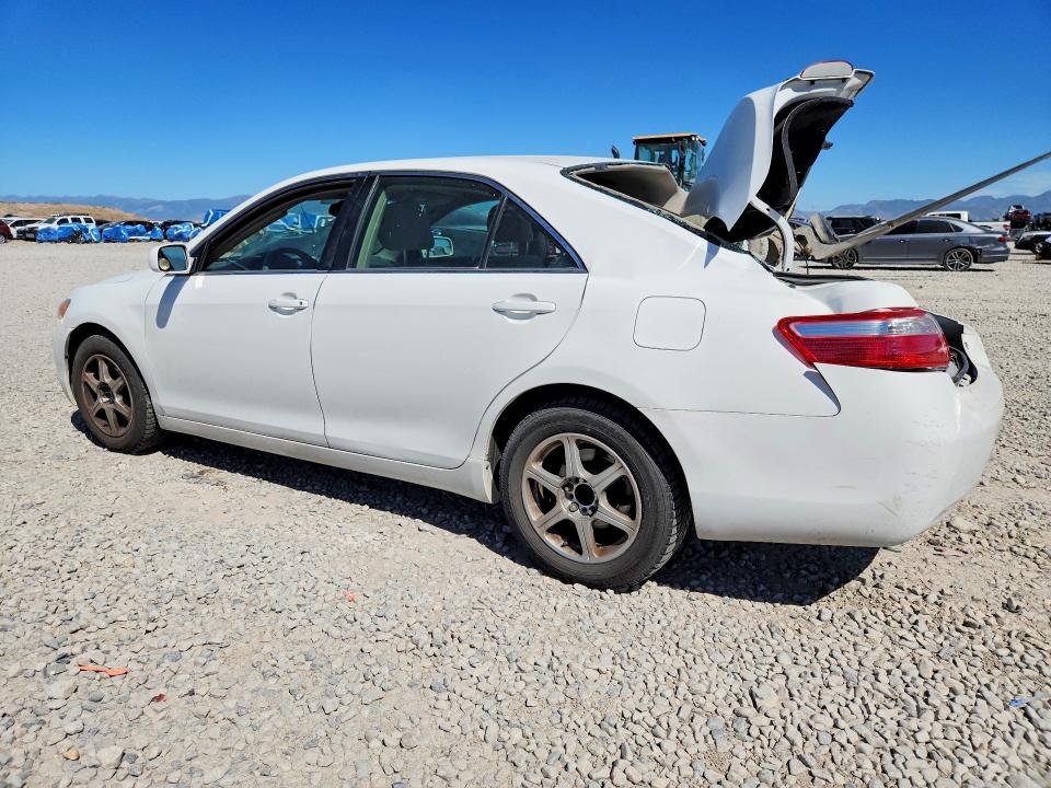 Photo 2 from auction – 2009 TOYOTA CAMRY with VIN 4T1BE46K69U833894