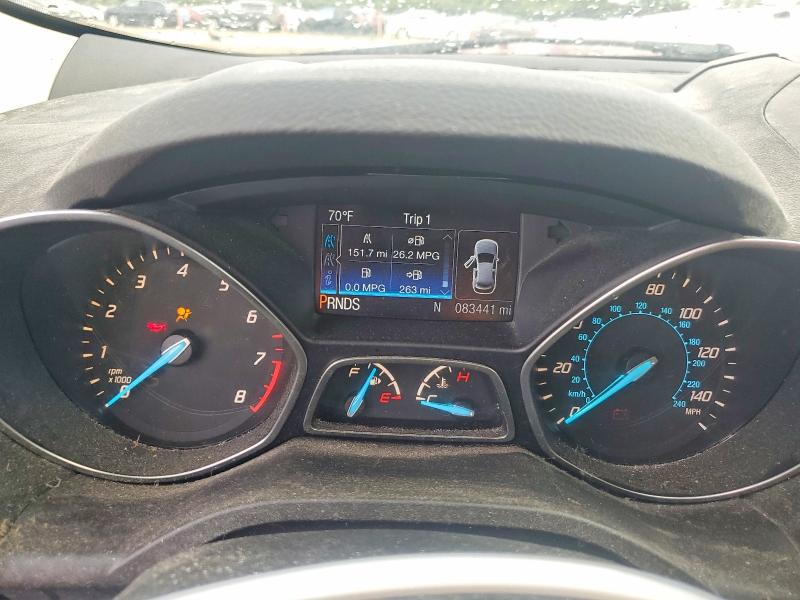 Foto 9 de la subasta – 2016 FORD ESCAPE con VIN 1FMCU0G7XGUB80428