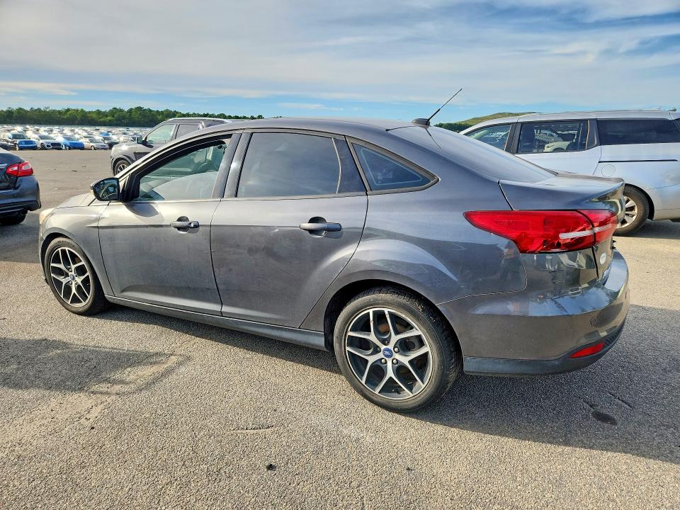 Photo 2 from auction – 2017 FORD FOCUS with VIN 1FADP3E21HL261940
