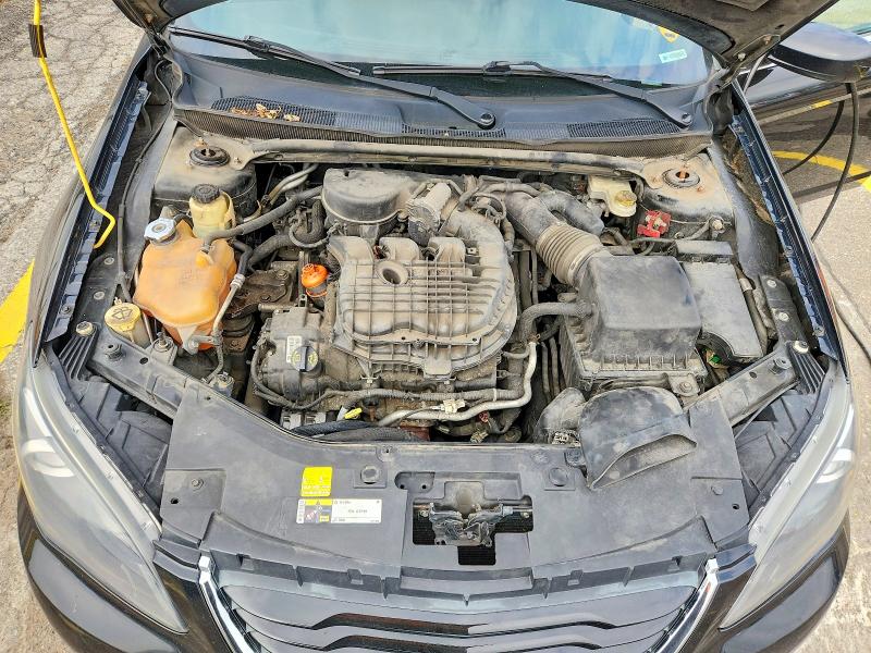 Photo 11 from auction – 2014 CHRYSLER 200 with VIN 1C3CCBBG9EN193127