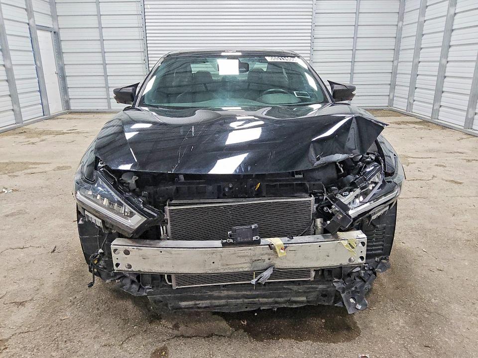 Photo 5 from auction – 2023 NISSAN MAXIMA with VIN 1N4AA6EV1PC513796
