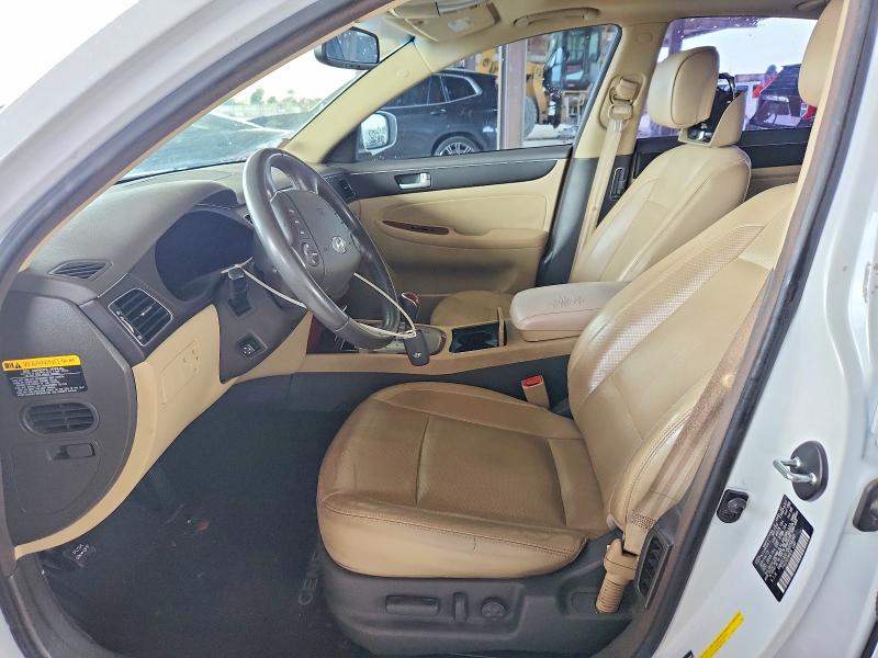 Photo 7 from auction – 2013 HYUNDAI GENESIS with VIN KMHGC4DD7DU258360