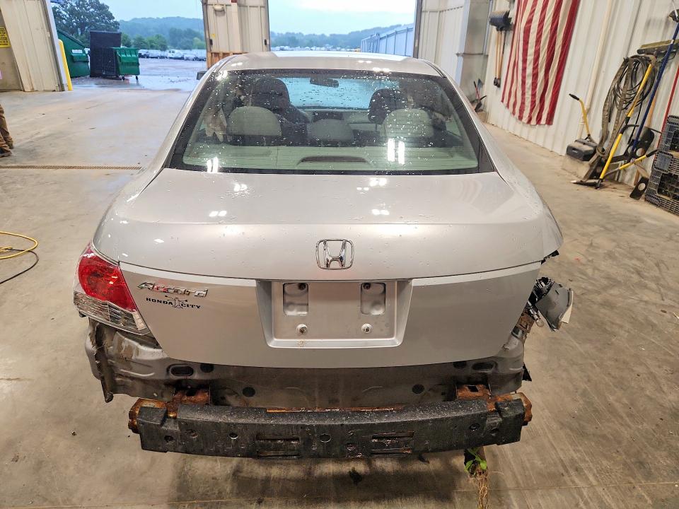 Photo 6 from auction – 2010 HONDA ACCORD with VIN 1HGCP2F32AA184943