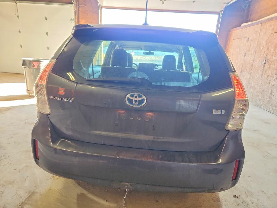 Photo 6 from auction – 2012 TOYOTA PRIUS V with VIN JTDZN3EU2C3103106
