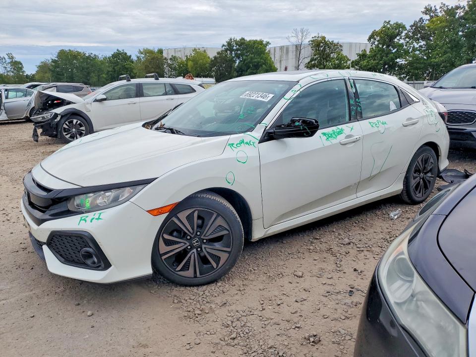 Снимка 1 от търг – 2017 HONDA CIVIC с VIN SHHFK7H5XHU427176