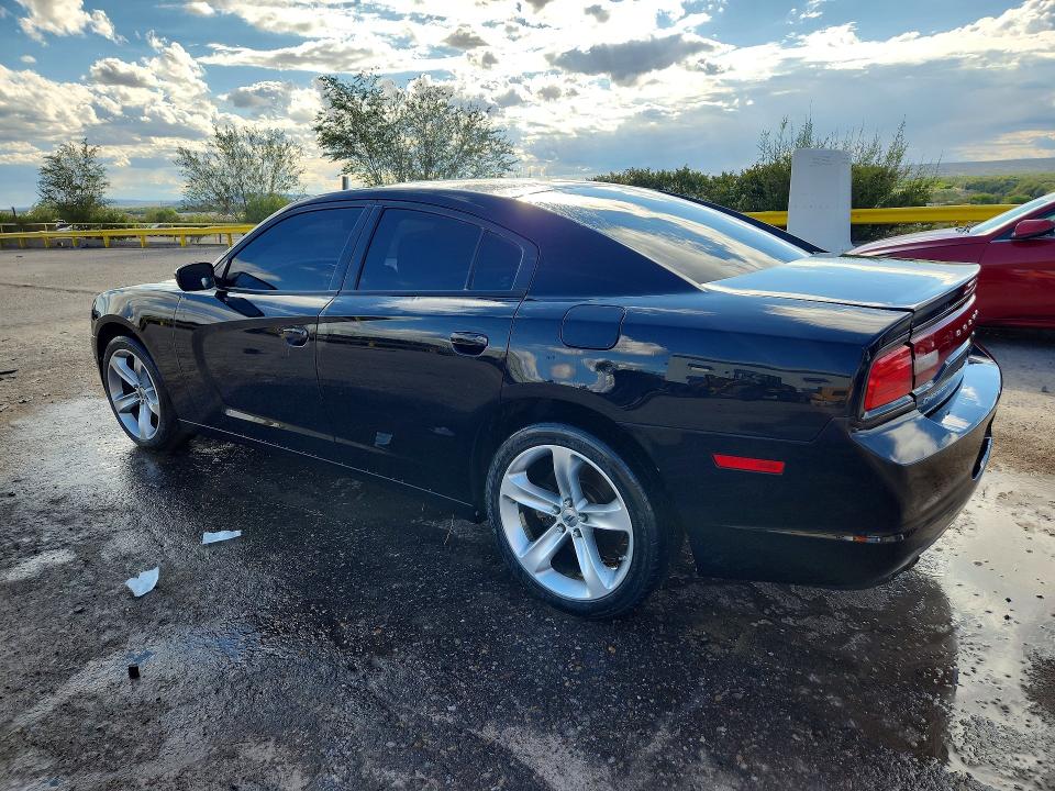 Снимка 2 от търг – 2014 DODGE CHARGER с VIN 2C3CDXAT1EH343684