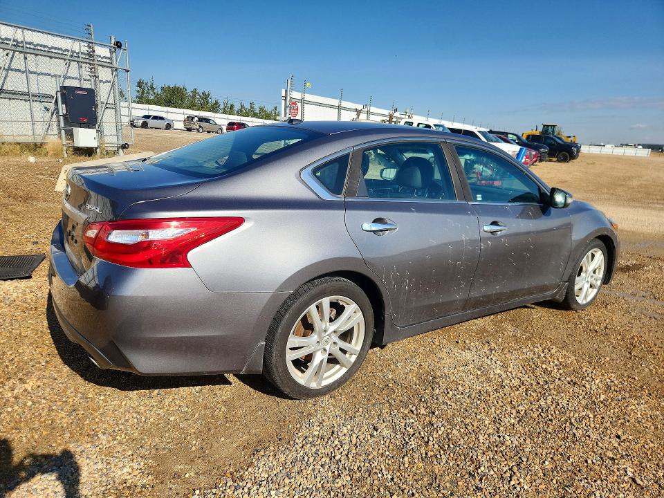 Photo 3 from auction – 2016 NISSAN ALTIMA with VIN 1N4BL3AP8GN382004