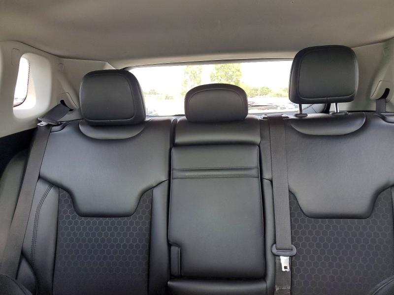 Photo 10 from auction – 2018 JEEP COMPASS with VIN 3C4NJCBB4JT487906