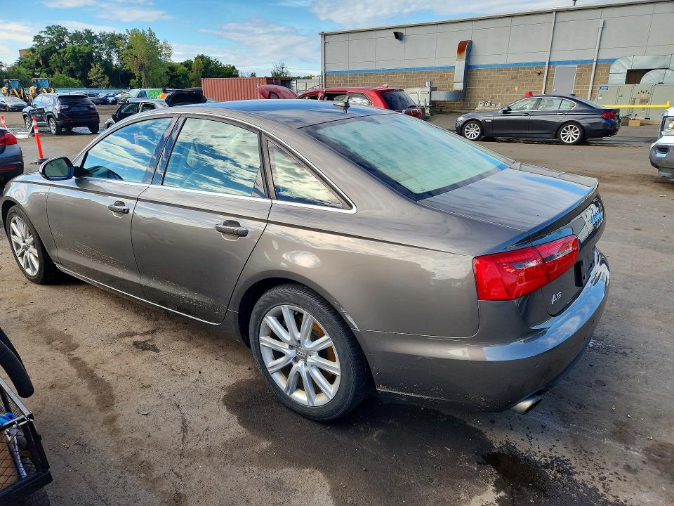 Zdjęcie 2 z aukcji – 2014 AUDI A6 z VIN WAUFGAFC0EN161744