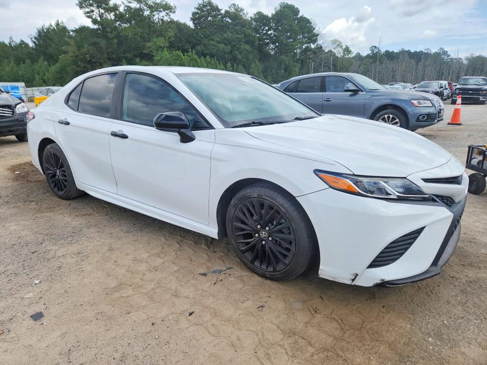 Снимка 4 от търг – 2020 TOYOTA CAMRY с VIN 4T1G11AKXLU315639