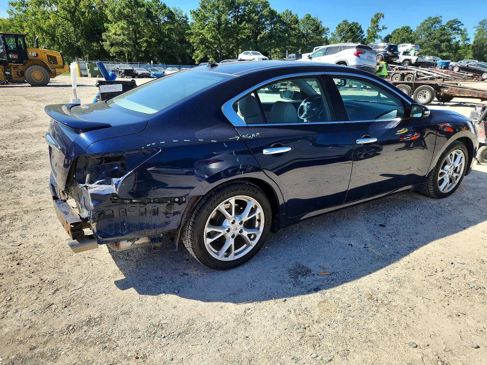 Photo 3 from auction – 2014 NISSAN MAXIMA with VIN 1N4AA5AP4EC469145