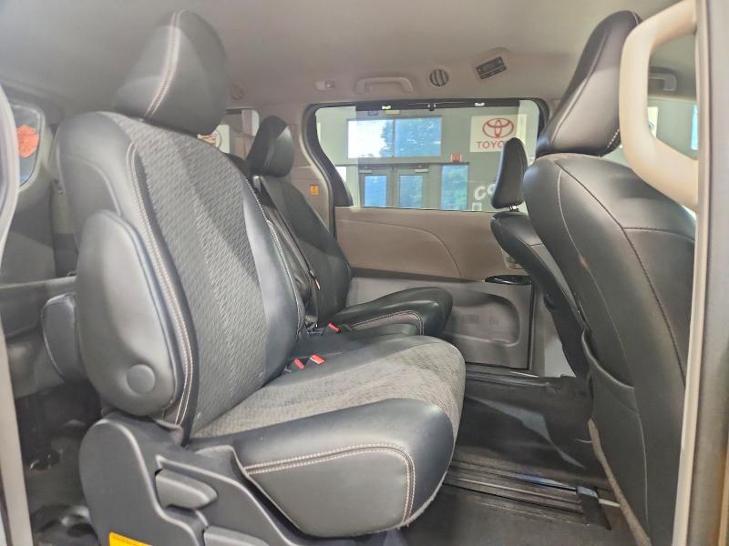 Photo 11 from auction – 2012 TOYOTA SIENNA with VIN 5TDXK3DC4CS188473