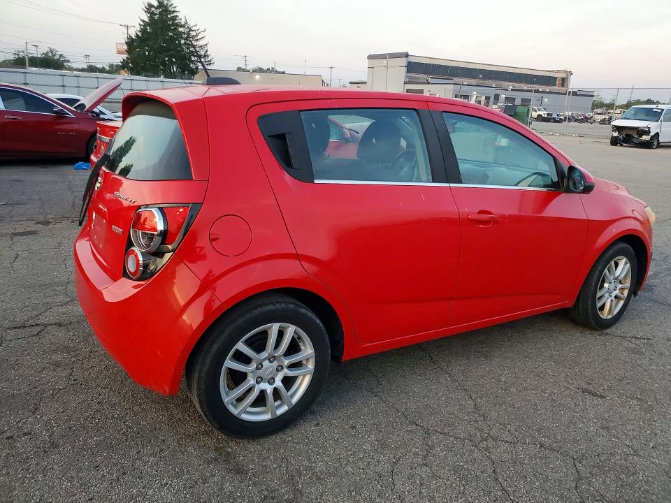 Photo 3 from auction – 2015 CHEVROLET SONIC with VIN 1G1JC6SB3F4136453