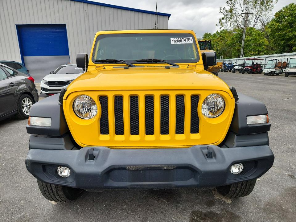 Снимка 5 от търг – 2021 JEEP WRANGLER UNLIMITED с VIN 1C4HJXDN4MW737123