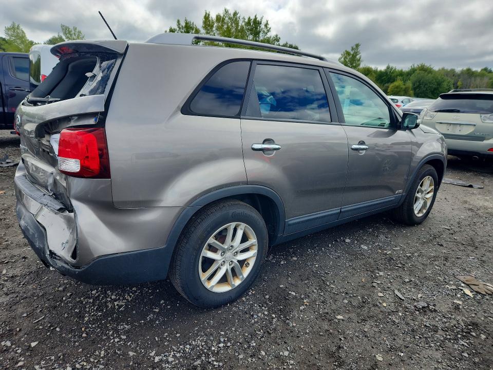 صورة رقم 3 من المزاد - 2014 KIA SORENTO مع VIN 5XYKTCA61EG544304