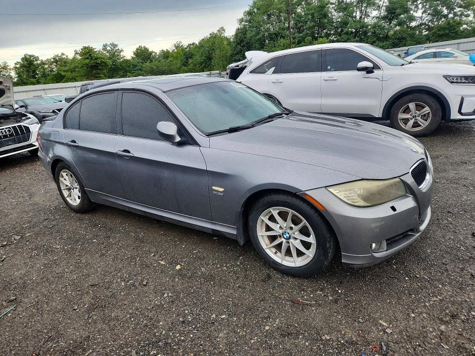 Photo 4 from auction – 2010 BMW 328 with VIN WBAPK7C58AA461982