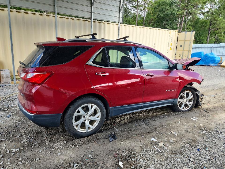 Photo 3 from auction – 2018 CHEVROLET EQUINOX with VIN 2GNAXVEV0J6340864