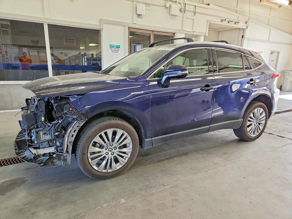 TOYOTA VENZA 2021 with VIN JTEAAAAH6MJ049839 - Photo from auction