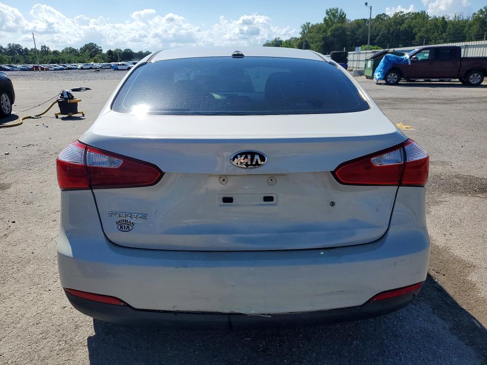 Photo 6 from auction – 2014 KIA FORTE with VIN KNAFK4A67E5145929