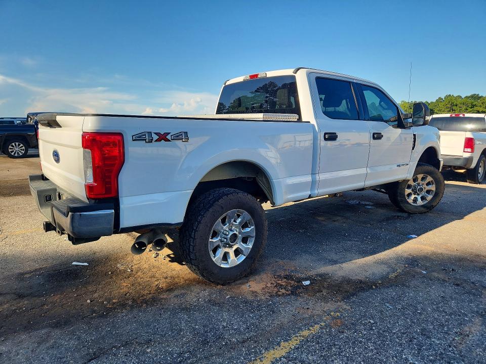 Снимка 3 от търг – 2019 FORD F250 с VIN 1FT7W2BT5KEF18045
