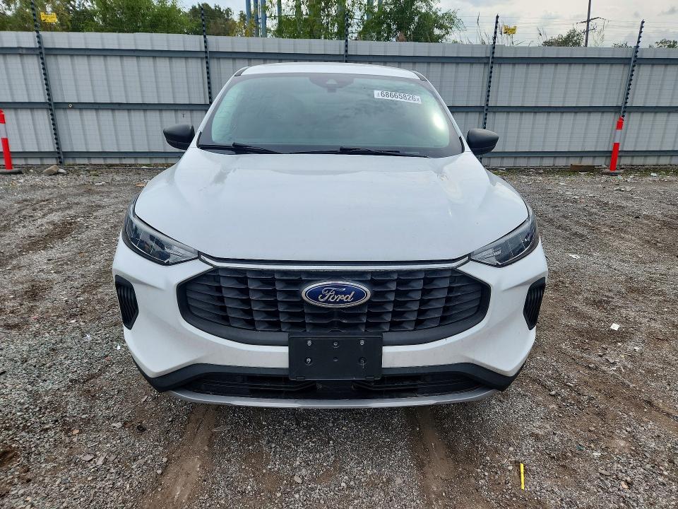 Photo 5 from auction – 2023 FORD ESCAPE with VIN 1FMCU9GN1PUB05295