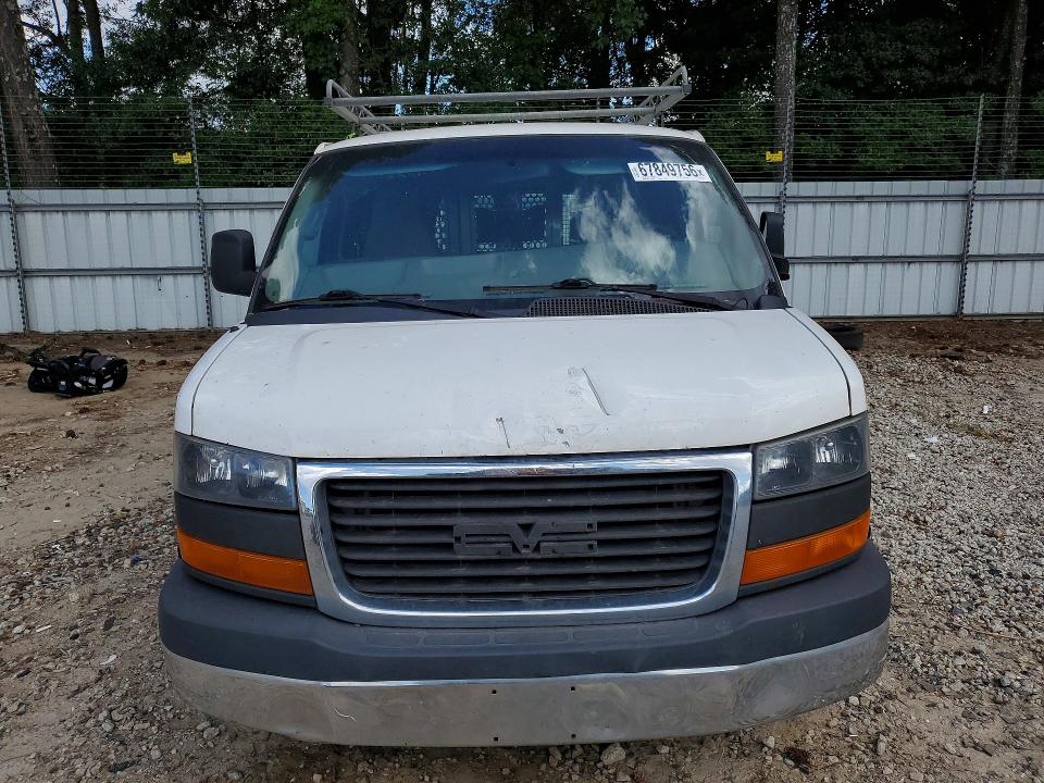 Photo 5 from auction – 2017 GMC SAVANA with VIN 1GTW7AFFXH1913538
