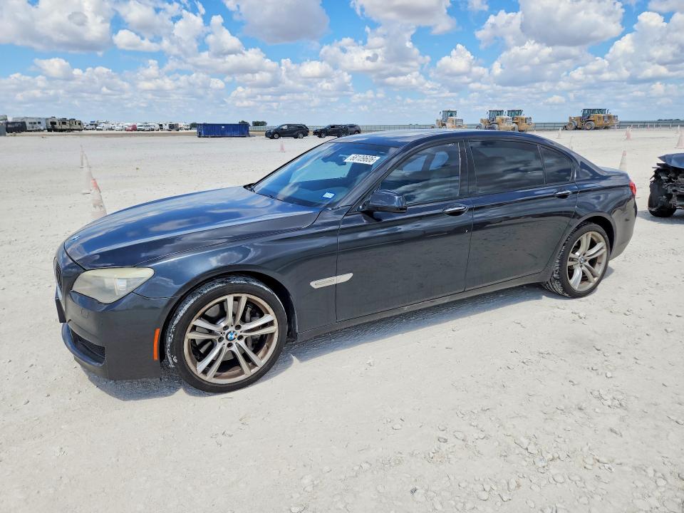 BMW 750 2012 with VIN WBAKB8C57CC965317 - Photo from auction