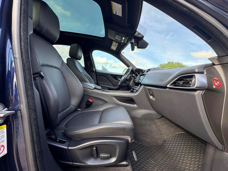 Photo 5 from auction – 2017 JAGUAR F-PACE with VIN SADCJ2BV1HA884653