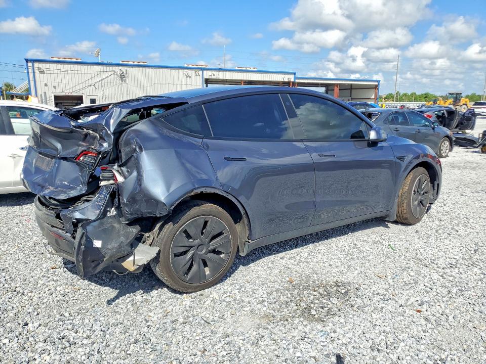 Снимка 3 от търг – 2021 TESLA MODEL Y с VIN 5YJYGDEE8MF086594