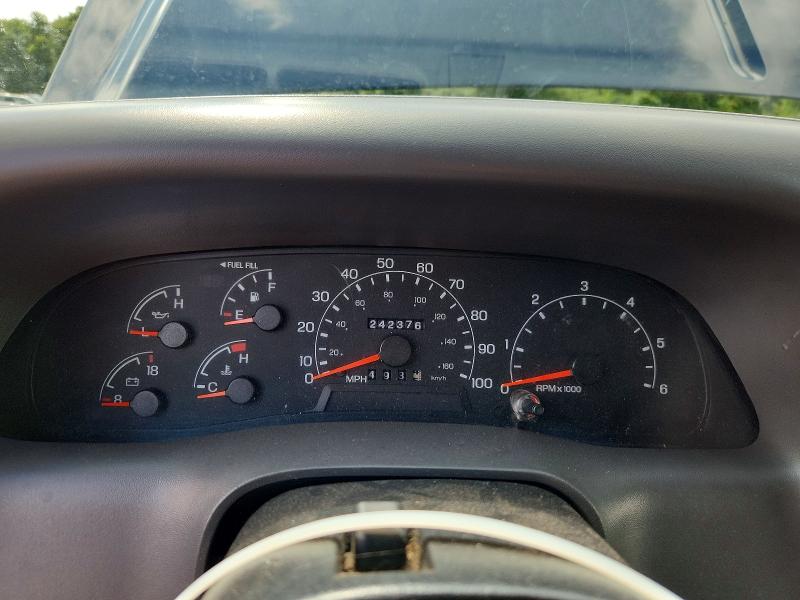 Снимка 9 от търг – 2001 FORD F250 с VIN 1FTNX21LX1EA44923