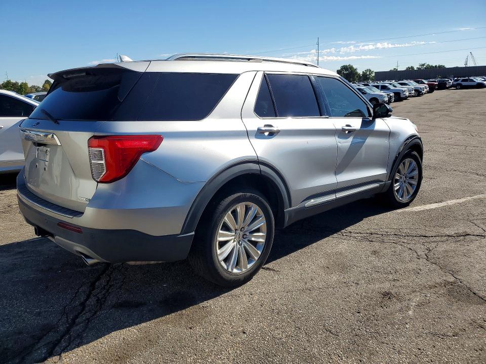 Photo 3 from auction – 2020 FORD EXPLORER with VIN 1FMSK8FH5LGD16953