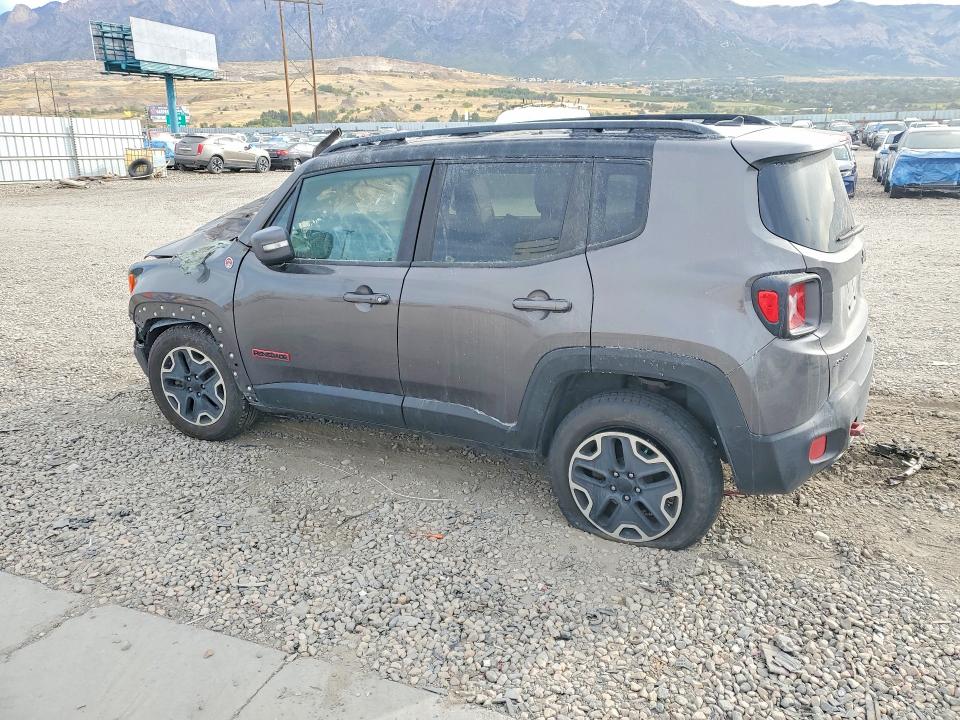 Снимка 2 от търг – 2016 JEEP RENEGADE с VIN ZACCJBCT1GPC93178