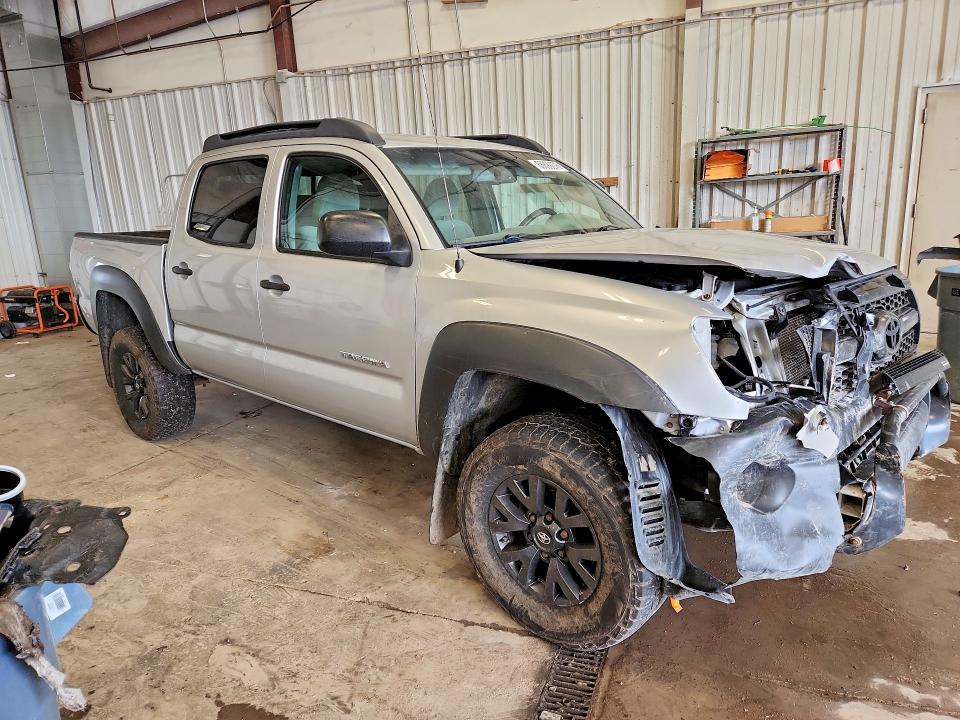 Photo 4 from auction – 2011 TOYOTA TACOMA with VIN 3TMLU4EN5BM061423