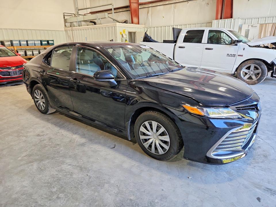 Photo 4 from auction – 2023 TOYOTA CAMRY with VIN 4T1C31AKXPU607905