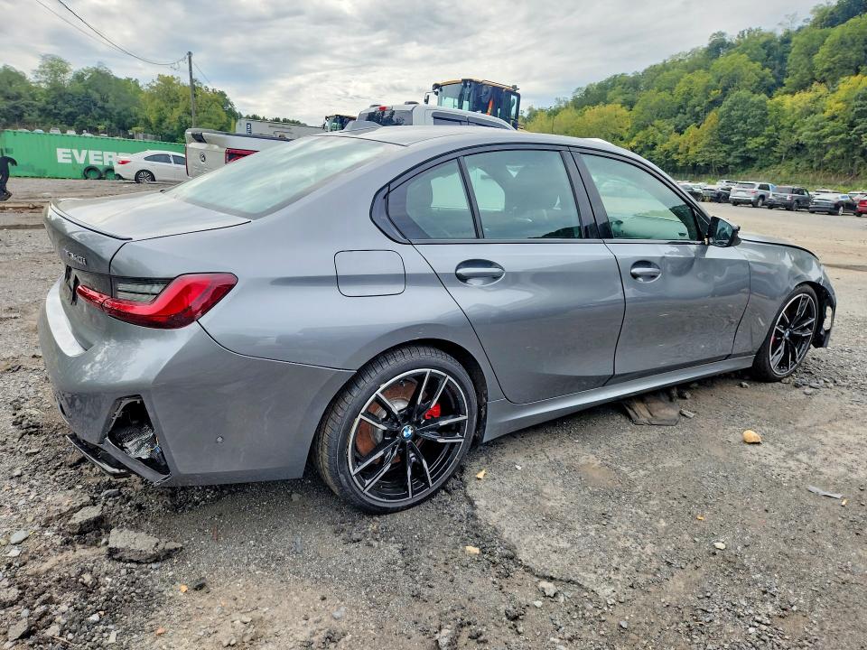 Photo 3 from auction – 2025 BMW M340XI with VIN 3MW69FT01S8F63790