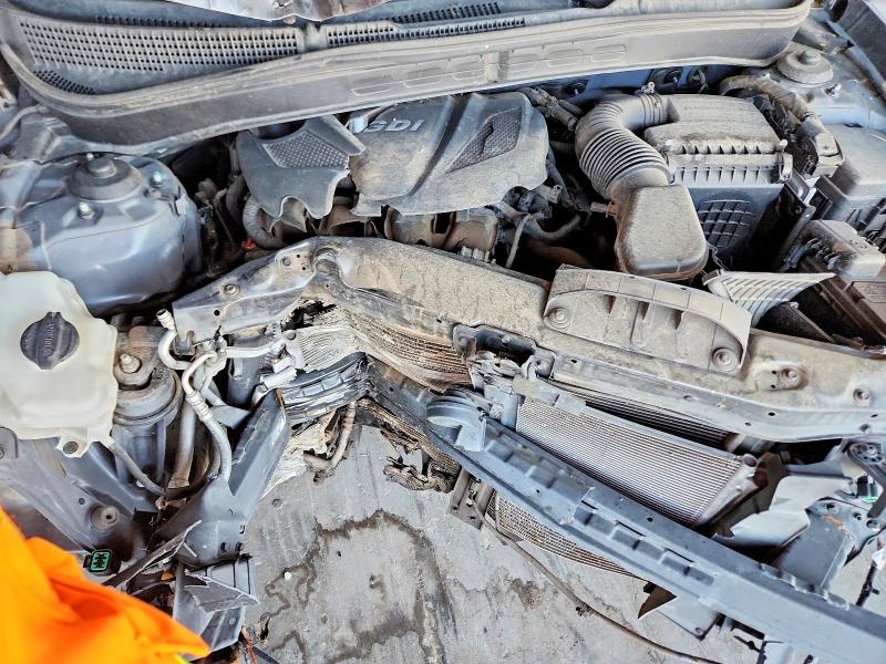 Photo 11 from auction – 2013 HYUNDAI SONATA with VIN 5NPEC4AC8DH675052