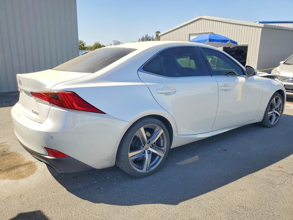 Снимка 3 от търг – 2017 LEXUS IS с VIN JTHBA1D23H5039038