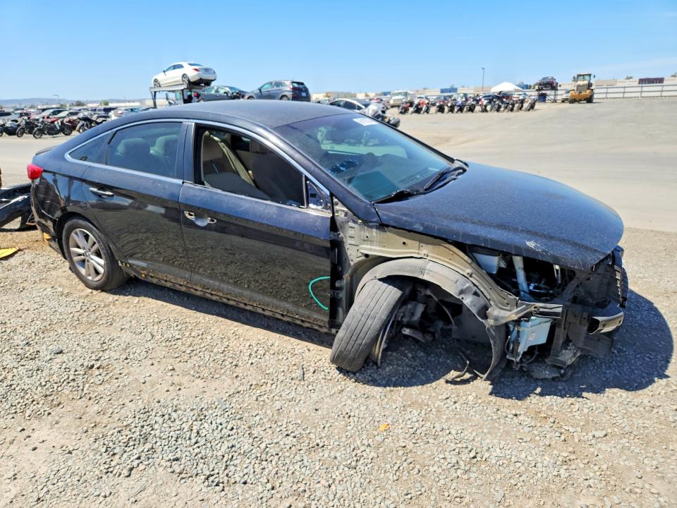 Photo 4 from auction – 2016 HYUNDAI SONATA with VIN 5NPE24AF0GH409851
