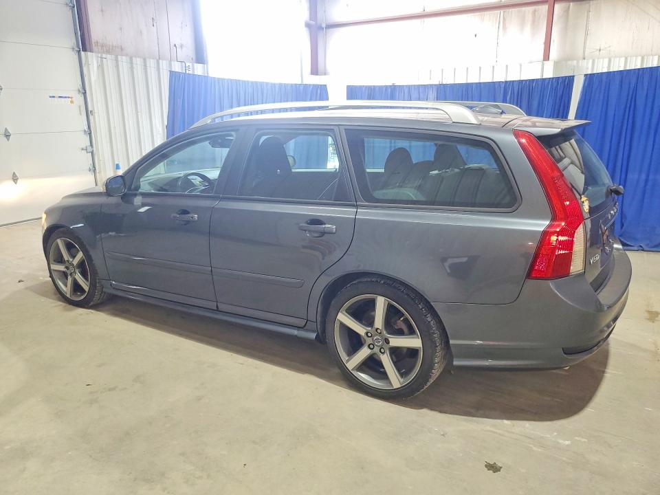 Photo 2 from auction – 2011 VOLVO V50 with VIN YV1672MW2B2592423