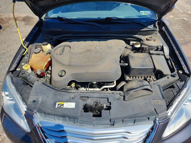 Photo 11 from auction – 2014 CHRYSLER 200 with VIN 1C3BCBEG1EN163952