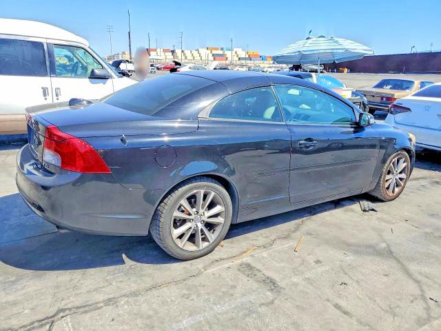 Photo 3 from auction – 2012 VOLVO C70 with VIN YV1672MC8CJ123740